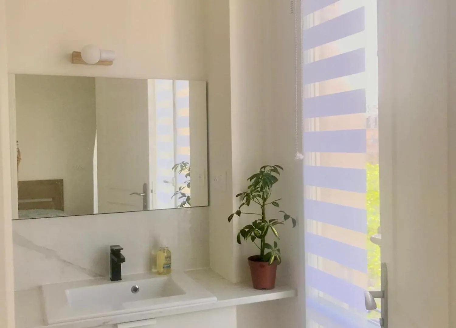Cozy Frenchy Apartment Nearby La Seine パリ